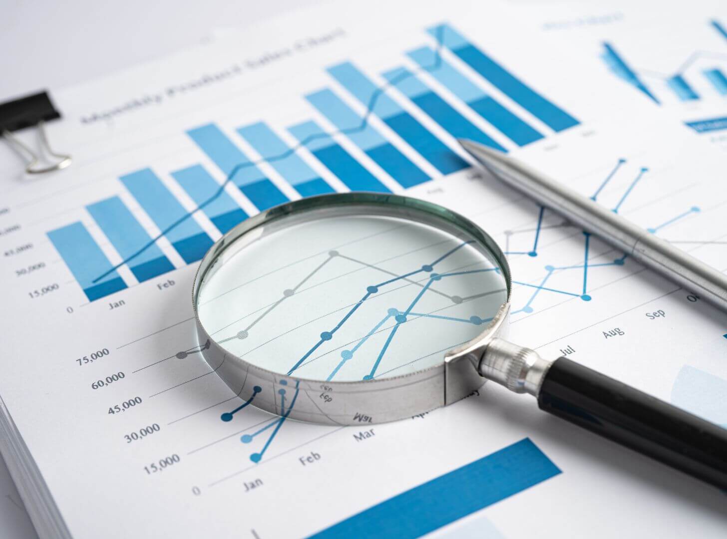 Top Reasons to Invest in Real Estate vs Stocks